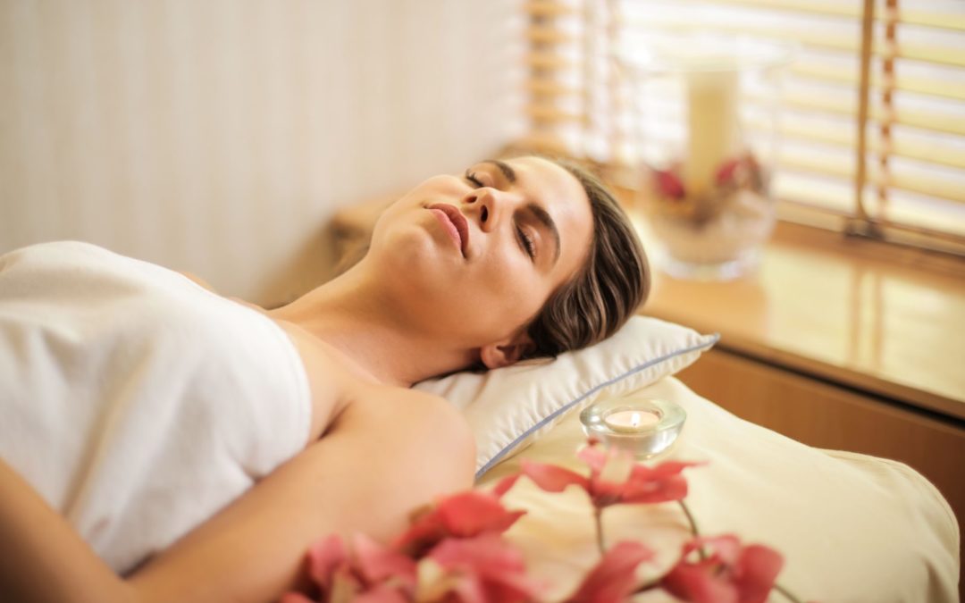 Massagem com aromas florais | Semana Rota Vicentina | 3-9 Abril 2022